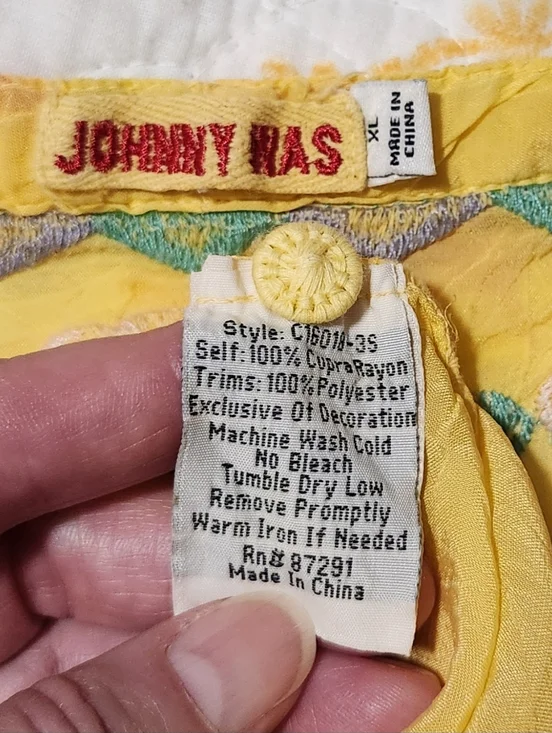 Johhny Was NWOT Embroidered Yellow Tie-Neck Top Sz XL - Picture 9 of 9